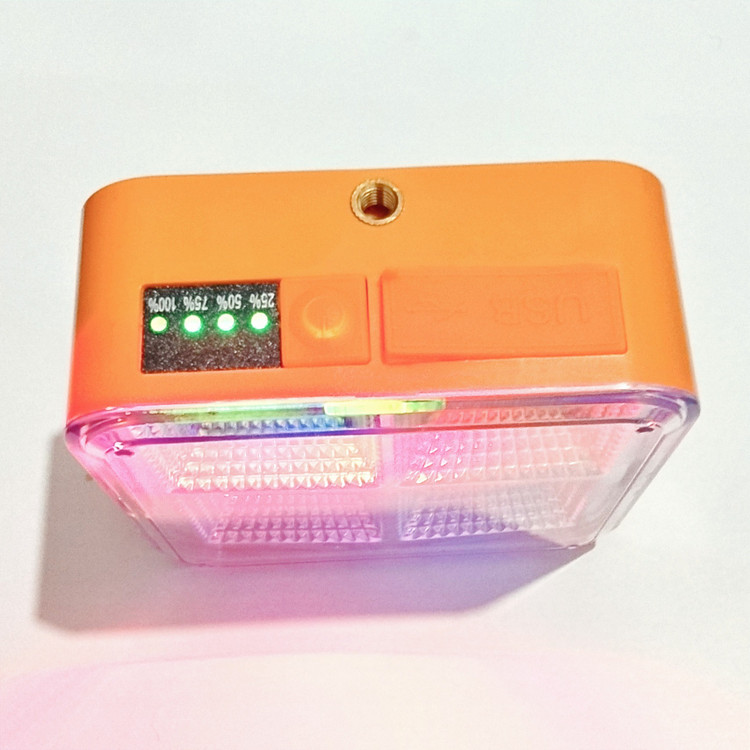 پروژکتور شارژی و خورشیدی LEDمدلlevel lp65